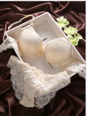 plunge t - shirt bras for a sleek appearanceSexy Lingerie Full Lace Bra Set