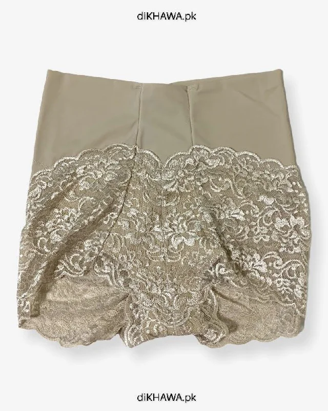 lace hipster panties for women with a trendy styleImported Stocklot Branded Mid Waist Boyleg Panty In Net Panty Stretchable Net Lace Panty 2021