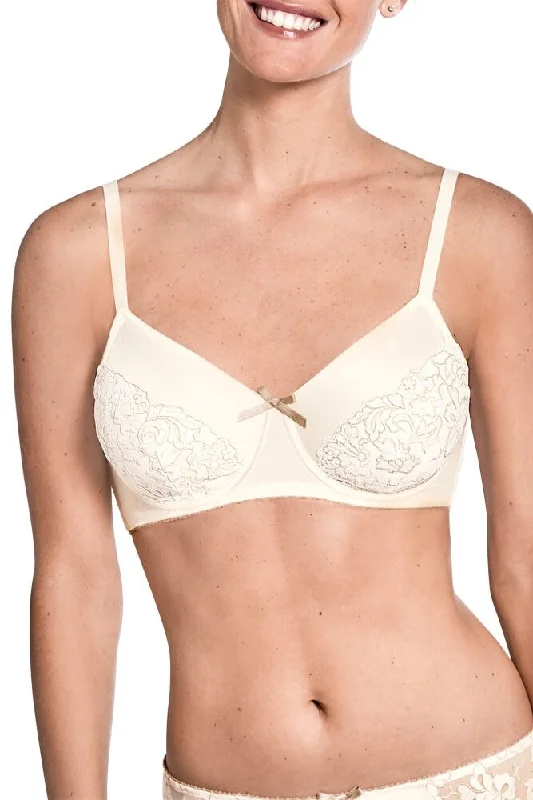 Bra with a non - padded cup for a natural feel​ Arielle Underwired Bra - Off-White / Beige #44562