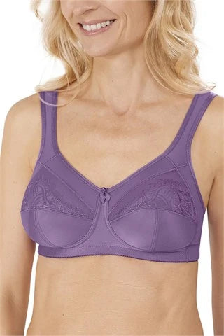 Bra with a foam - lined cup for a more structured shape​ Isadora Non-wired Bra - violet #44823