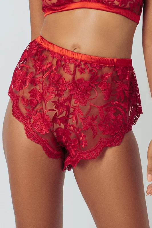 Bra with an anti - itch lining for added comfort​ Kilo Brava Red Lipstick Short