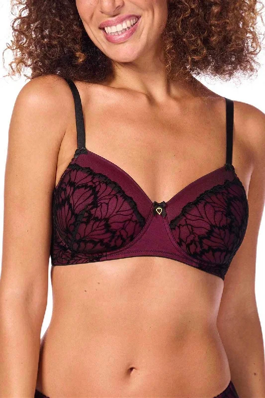 Bra with a reversible design for double the style options Leonie Non-Wired Padded Bra - black/pink #45062 Bra with a reversible design for double the style options Leonie Non-Wired Padded Bra - black/pink #45062