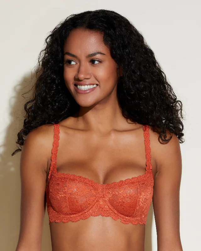 Bra with a foam - lined cup for a more structured shape​ Balconette BH