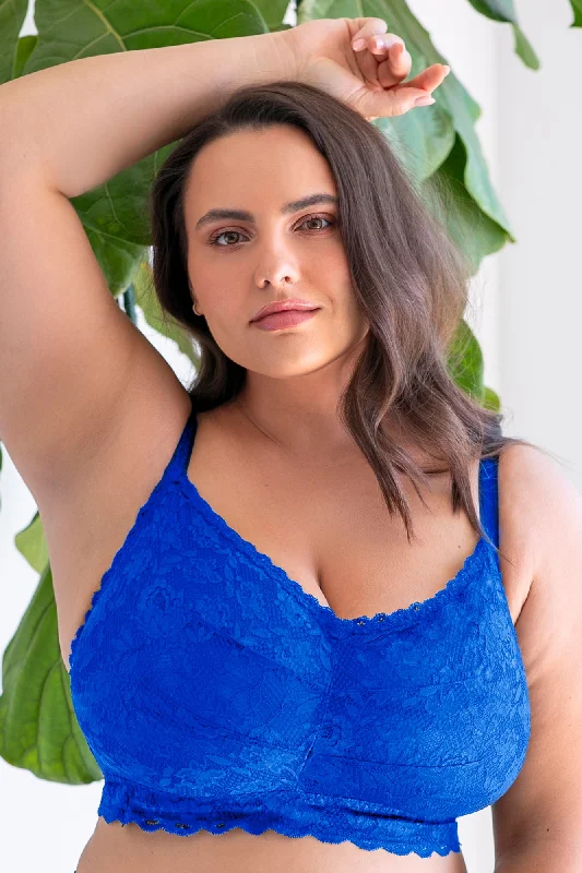 Bra with a plus - size front - closure for easy access Ultra Curvy Bralette Sweetie Bra with a plus - size front - closure for easy access Ultra Curvy Bralette Sweetie