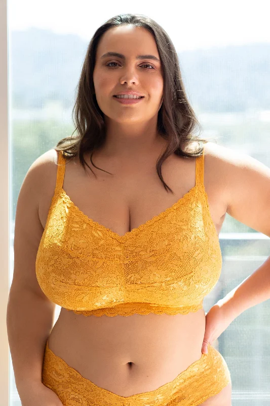 Bra with a seamless memory foam cup for a smooth silhouette Ultra Curvy Bralette Sweetie Bra with a seamless memory foam cup for a smooth silhouette Ultra Curvy Bralette Sweetie