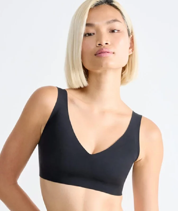moisture wicking sports bras for sweaty workoutsSloggi ZERO Feel 2.0 Wire-free Bralette - Black moisture wicking sports bras for sweaty workoutsSloggi ZERO Feel 2.0 Wire-free Bralette - Black