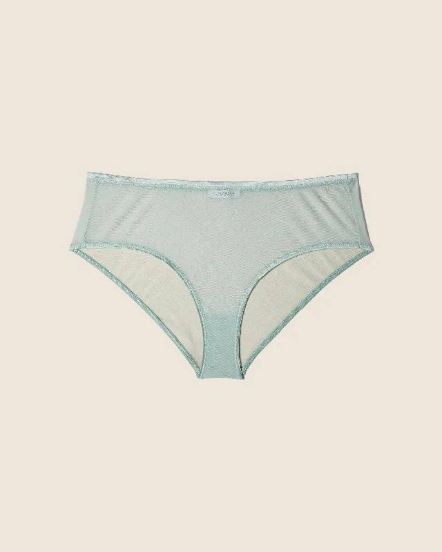 Bra with a gel - filled cup for extra comfort and support​ Extended Boyshort