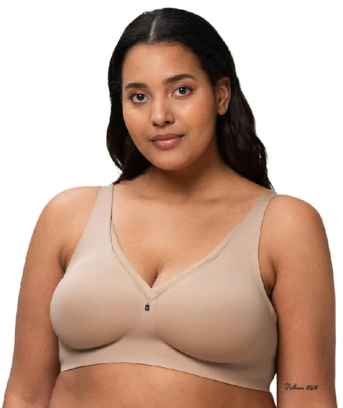 lace balconette bras for a luxurious feelTriumph True Shape Sensation Minimiser Wire-free Bra - Smooth Skin