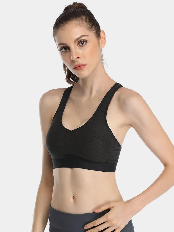 Maternity bras for expectant mothers' changing needs Medium Impact Sports Wirefree Padded Strappy Bra Black Maternity bras for expectant mothers' changing needs Medium Impact Sports Wirefree Padded Strappy Bra Black